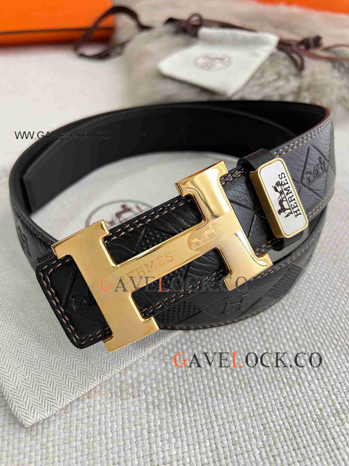 Mens Hermes Reversible Leather Strap with Gold Belt Buckle